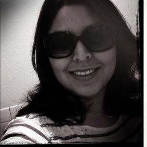 Meet your Posher, Gabriela